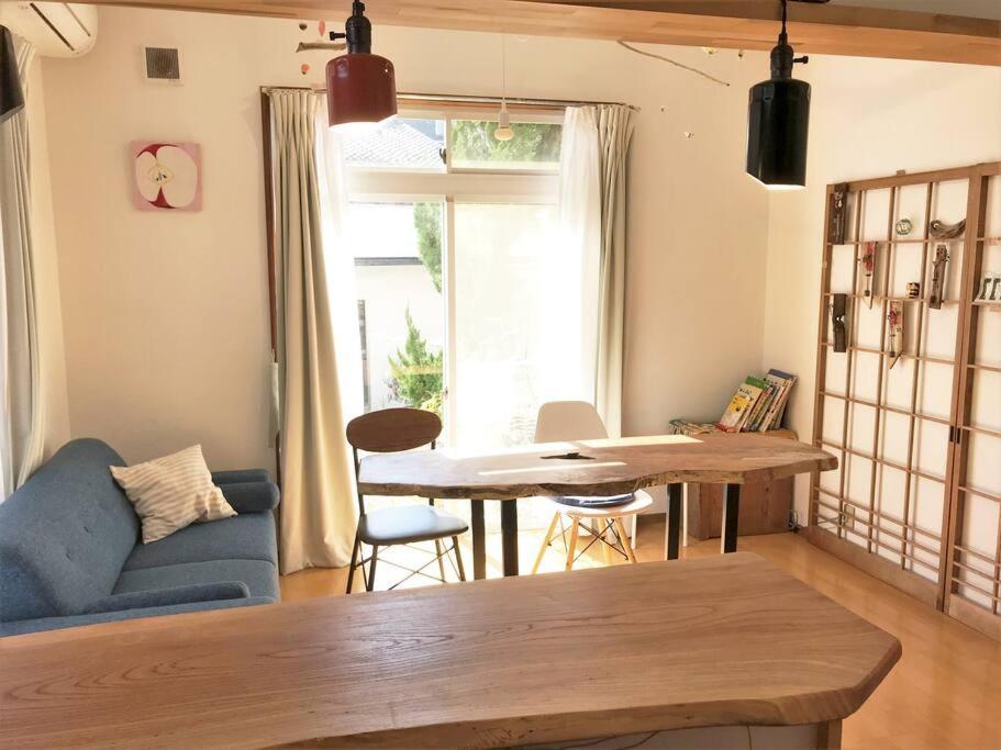 Bed and Breakfast Tsushima White House Экстерьер фото