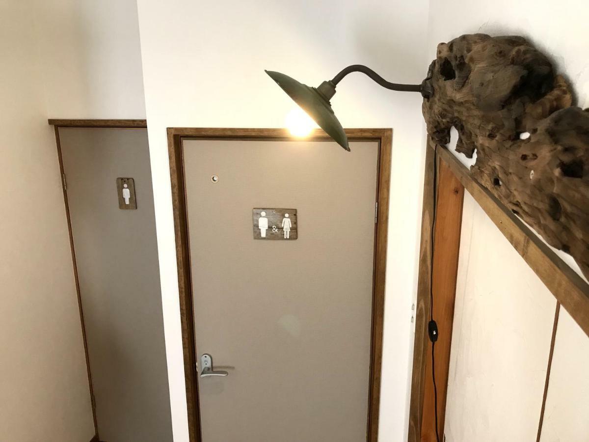 Bed and Breakfast Tsushima White House Экстерьер фото